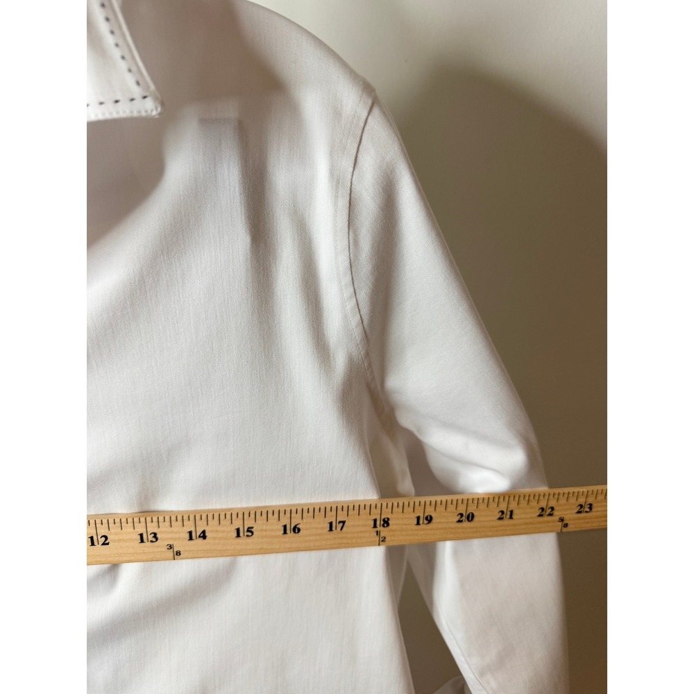 Chicos No-Iron Chic Stretch White Button Down Shirt Pick Stitch Size 1.5 Medium - Picture 5 of 9